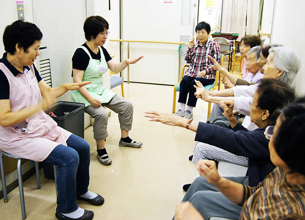 横浜市川井地域ケアプラザ デイサービスセンター（ケアワーカー/パート）の支援員求人メイン写真4