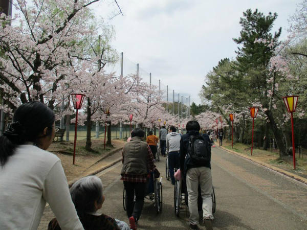 介護老人福祉施設 ヴィラ播磨（パート）の介護福祉士求人メイン写真3