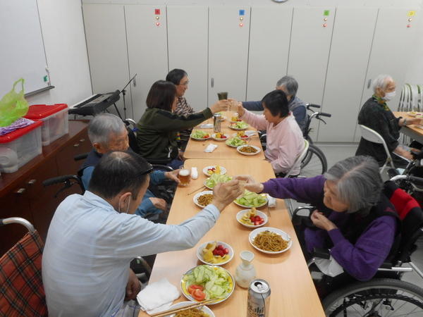 介護老人保健施設　高森ロマンホーム（常勤）の准看護師求人メイン写真4