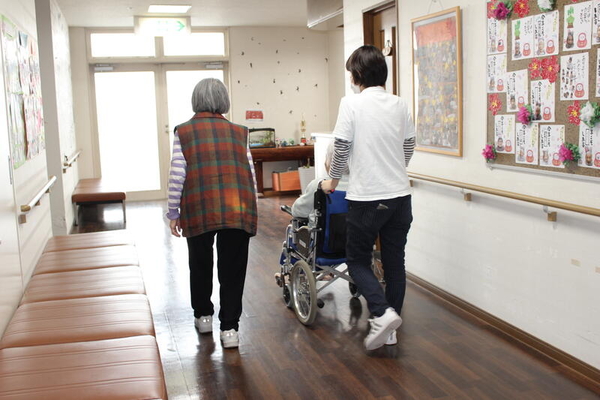 養護老人ホーム 神港園（契約社員/常勤）の介護職求人メイン写真3