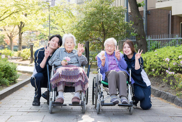 特別養護老人ホーム 癒しの里 南千住（常勤）の看護師求人メイン写真3