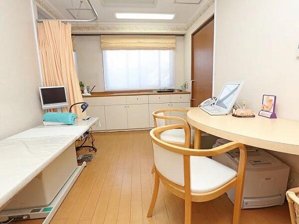 井の頭通りこう門科胃腸科（常勤）の医療事務求人メイン写真4