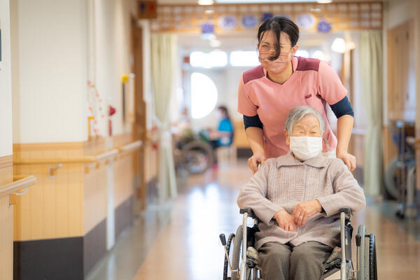 介護老人保健施設 こうのすナーシングホーム共生園（常勤 / パート）の介護福祉士求人メイン写真4