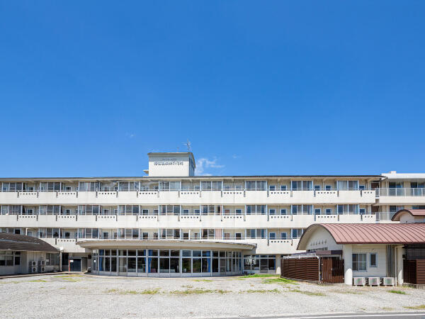 介護老人保健施設 指宿温泉菜の花苑（常勤）の管理栄養士求人メイン写真1