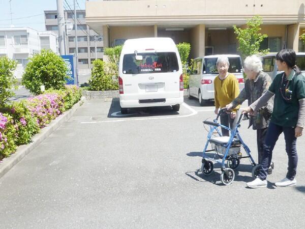 特別養護老人ホーム ぬくもりの里あおえ（常勤）の介護福祉士求人メイン写真1