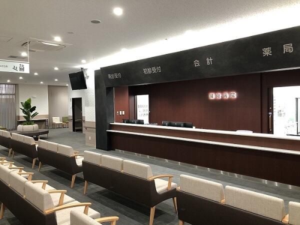 国府病院（常勤）の看護助手求人メイン写真2