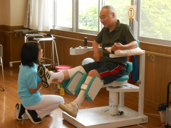 介護老人保健施設 こうのすナーシングホーム共生園（常勤）の理学療法士求人メイン写真3