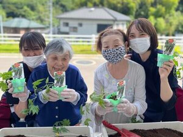 特別養護老人ホームひぎり園（パート）の介護職求人メイン写真1