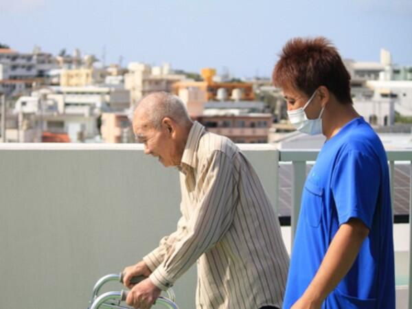 デイサービス うえた（常勤）の介護福祉士求人メイン写真2