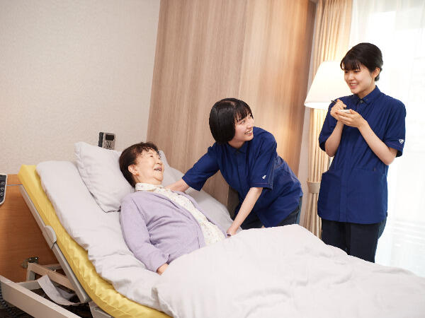 介護付有料老人ホーム チャーム新大阪淡路（常勤）の介護職求人メイン写真3