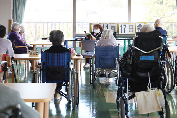 介護老人保健施設 さくら（常勤）の介護福祉士求人メイン写真3