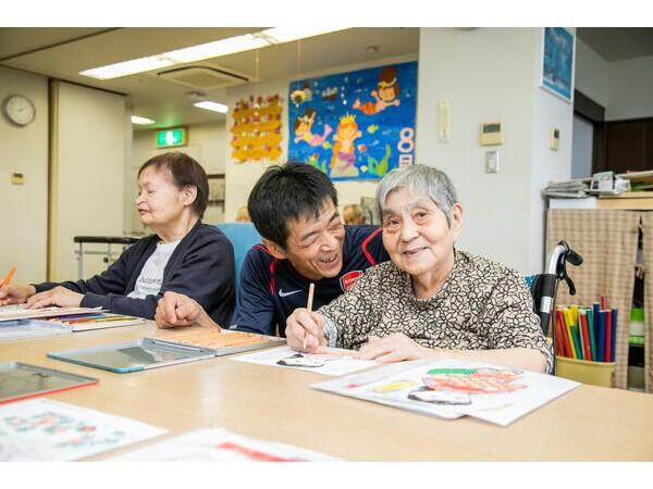 デイサービスセンター加寿苑（パート）の介護福祉士求人メイン写真1