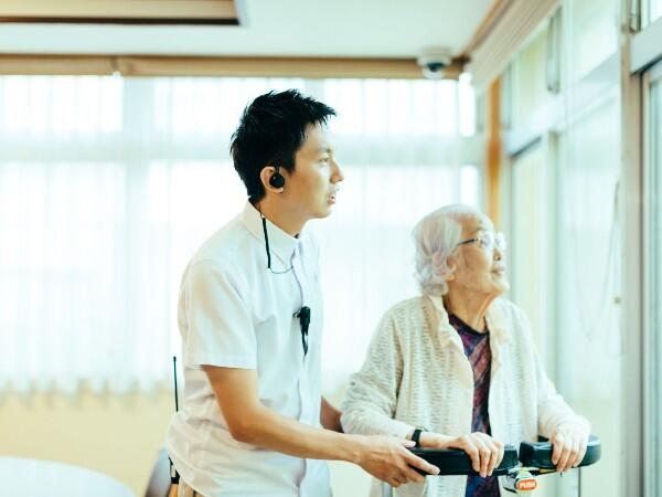 ホスピタルメント本郷（生活相談員/常勤） の社会福祉主事任用求人メイン写真1