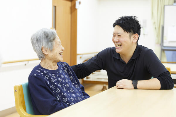 愛の家グループホーム 新座東（正社員）の介護福祉士求人メイン写真4