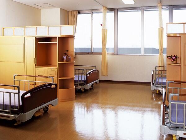 介護老人保健施設えきさい大阪（常勤）の看護師求人メイン写真2