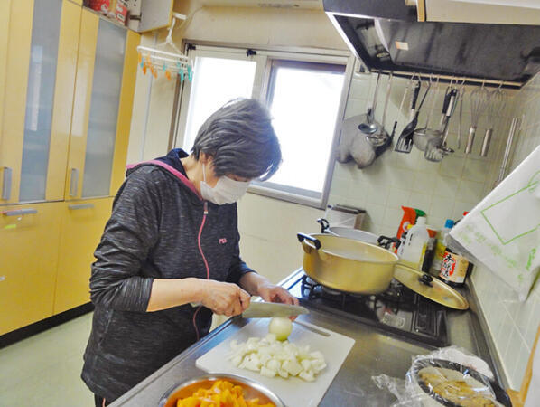 愛の家グループホーム 札幌福住（契約社員）の介護職求人メイン写真4