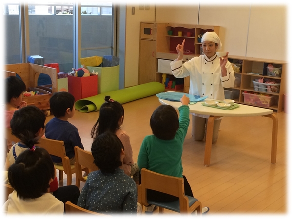 ポピンズナーサリースクール早稲田（パート）の調理補助求人メイン写真1