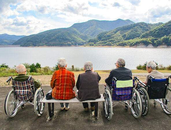 愛の家グループホーム 福島飯坂（正社員）の介護福祉士求人メイン写真1