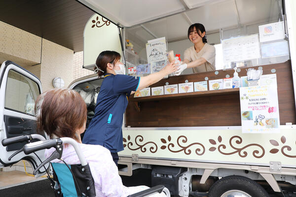 フレアスメディカルケアホーム県立美術館前（正社員）の看護師求人メイン写真1