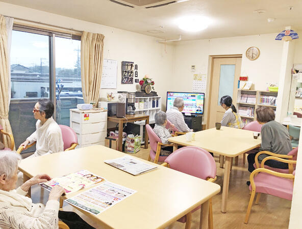 愛の家グループホーム 東松戸（正社員）の介護福祉士求人メイン写真3