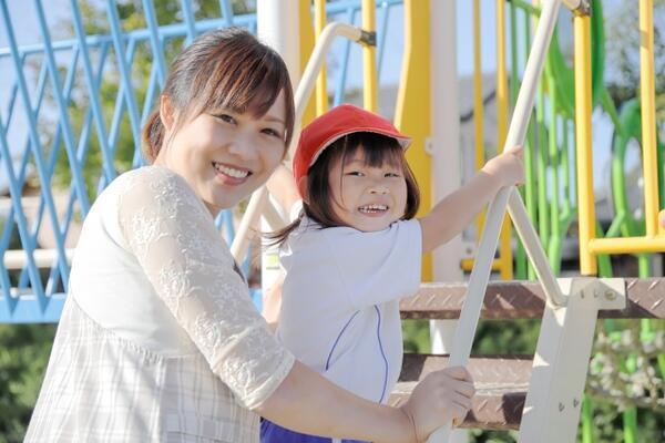 医療法人財団　明理会　相原病院　保育室（常勤）の保育士求人メイン写真5