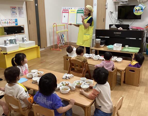 小規模認可保育園あーす保育園警固（園長/常勤）の保育士求人メイン写真1