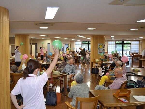 特別養護老人ホームほほえみの里（常勤）の介護福祉士求人メイン写真2