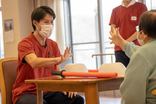 介護老人保健施設 愛（パート）の介護福祉士求人メイン写真2