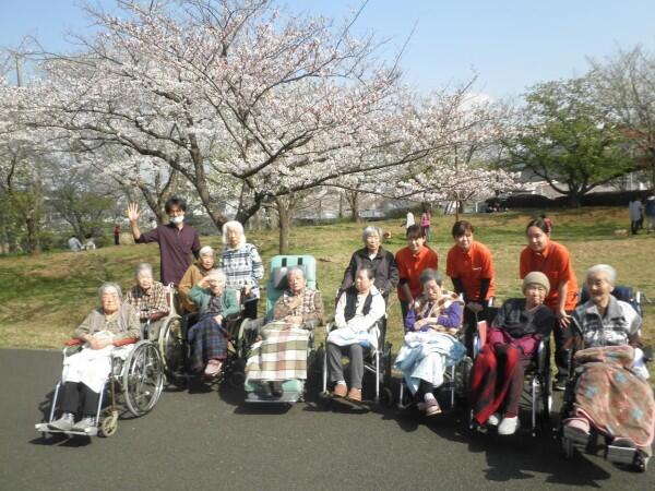 特別養護老人ホーム美香苑（パート）の作業療法士求人メイン写真4