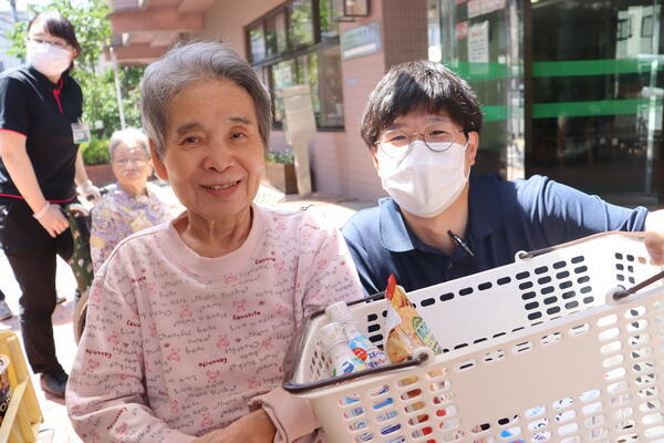 都市型軽費老人ホーム さんいくハイツ東墨田（パート）の介護職求人メイン写真2