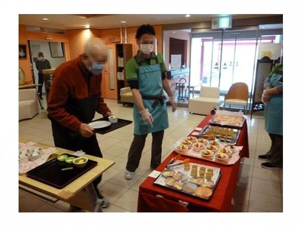 複合福祉施設 離宮千里山（常勤）の介護職求人メイン写真4