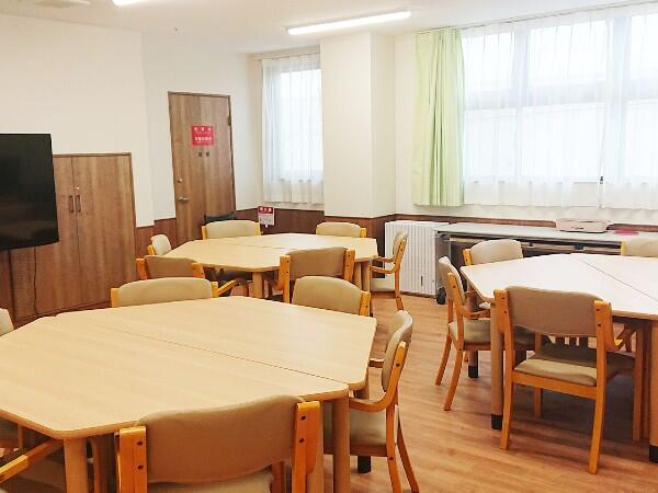 住宅型有料老人ホーム 東住吉すみれビレッジ（常勤）の理学療法士求人メイン写真4