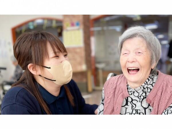 特別養護老人ホーム三陸園（臨時職員）の介護福祉士求人メイン写真1