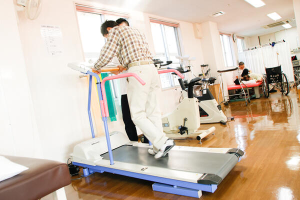 医療法人医仁会　藤本病院（常勤）の言語聴覚士求人メイン写真1