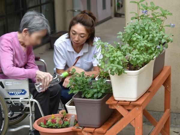 介護老人保健施設 ふかさわ（夜勤専従/常勤）の看護師求人メイン写真3