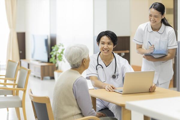 大江戸浦安クリニック（常勤）の社会福祉士求人メイン写真1