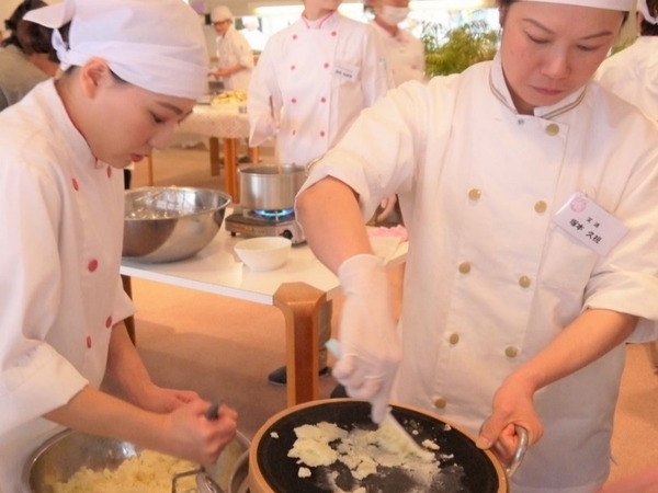 ポピンズナーサリースクール横浜（常勤）の管理栄養士求人メイン写真4