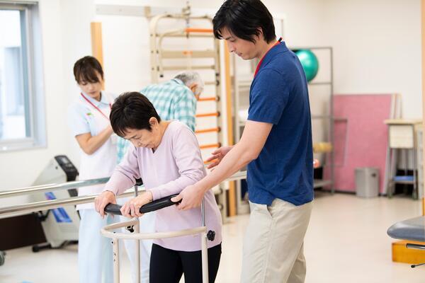 デイサービス ひまわり サテライト福寿（常勤）の介護福祉士求人メイン写真1