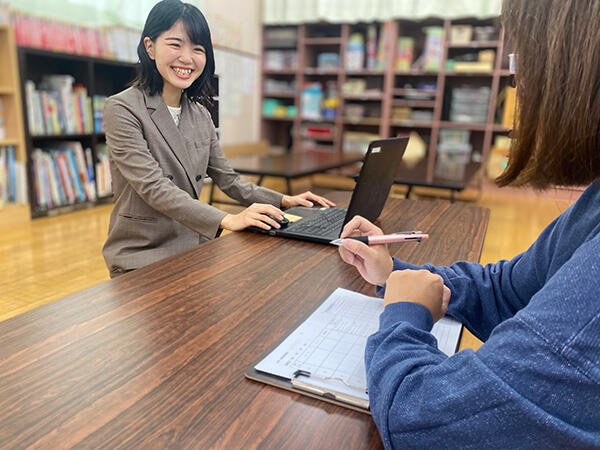 東泉小学校子供教室（放課後児童支援員/常勤）の保育士求人メイン写真2