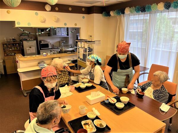 社会福祉法人六心会 離宮千里山（常勤）の介護福祉士求人メイン写真4