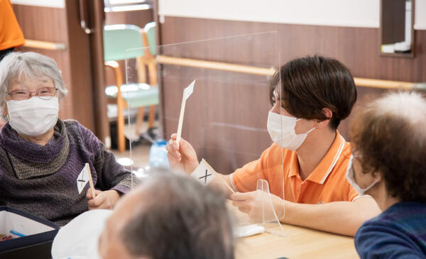 ブルーミングケアマルプ上溝（パート）の介護福祉士求人メイン写真1