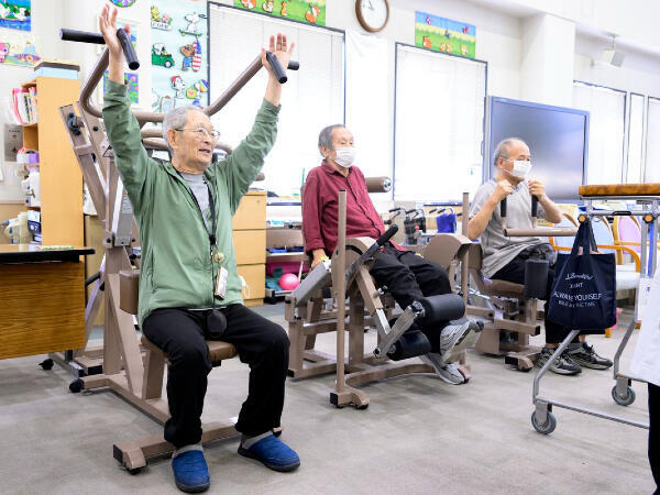 介護老人保健施設 虹の郷すわ（常勤）の精神保健福祉士求人メイン写真4