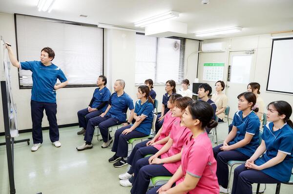 聖和病院（医療療養病棟/常勤）の看護師求人メイン写真3