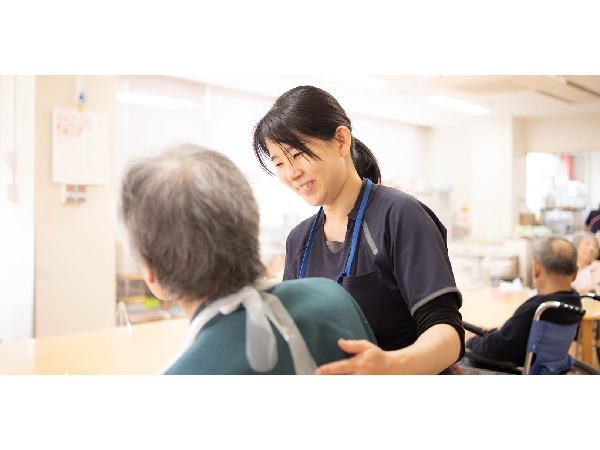 介護老人保健施設せせらぎ（介護補助／常勤）の介護職求人メイン写真4