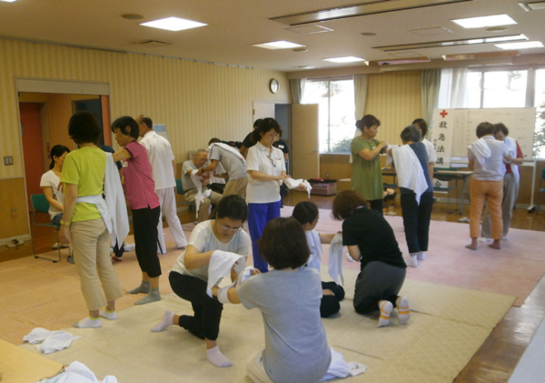 横浜市地域ケアプラザ（主任ケアマネージャー/常勤）のケアマネジャー求人メイン写真3