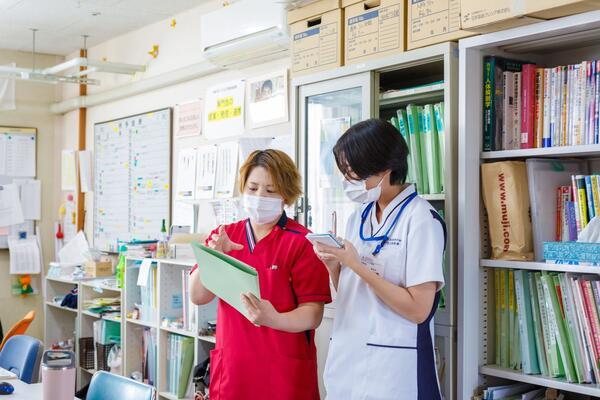 介護老人保健施設 浦河緑苑（常勤）の准看護師求人メイン写真2