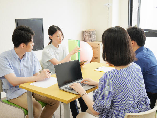 サルビアジュニア 緑丘教室（児発管/常勤）の社会福祉士求人メイン写真1