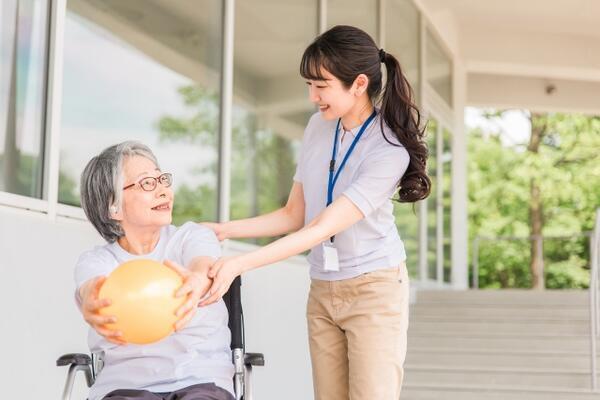 町のナースステーションうめちゃん（常勤）の理学療法士求人メイン写真1