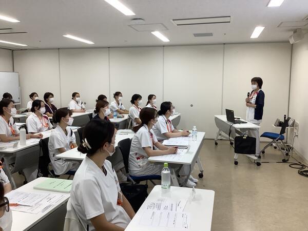 東京女子医科大学附属足立医療センター（中途採用/常勤）の看護師求人メイン写真4