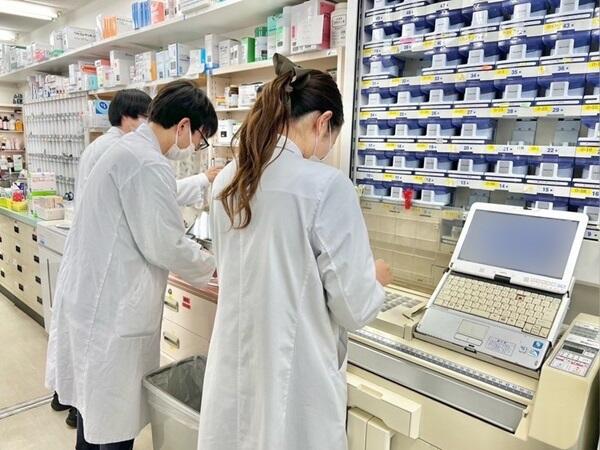 サポート薬局　恵美須店（常勤）の薬剤師求人メイン写真2